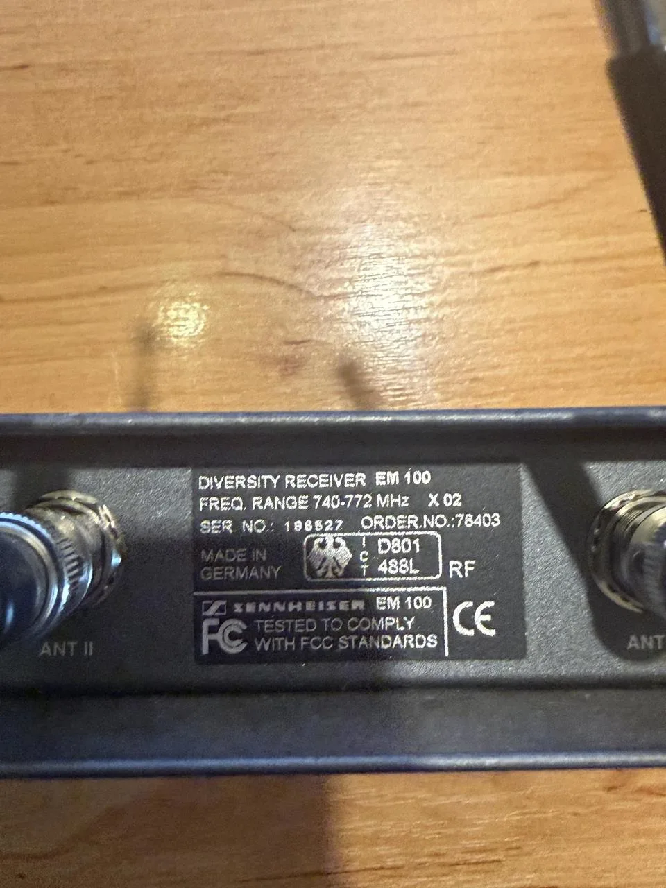 Prodám přijímač Sennheiser EW-100