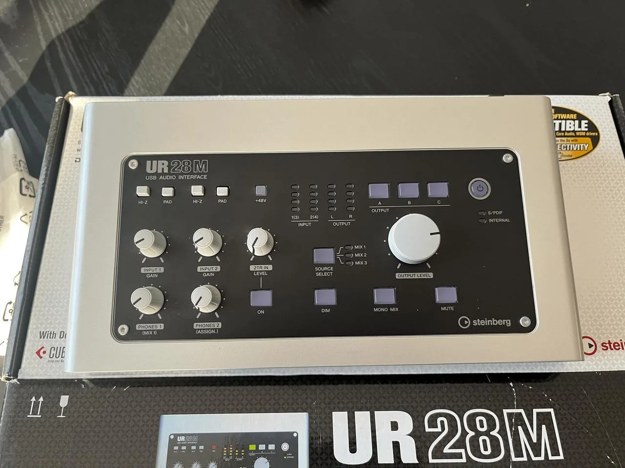 Steinberg UR28M