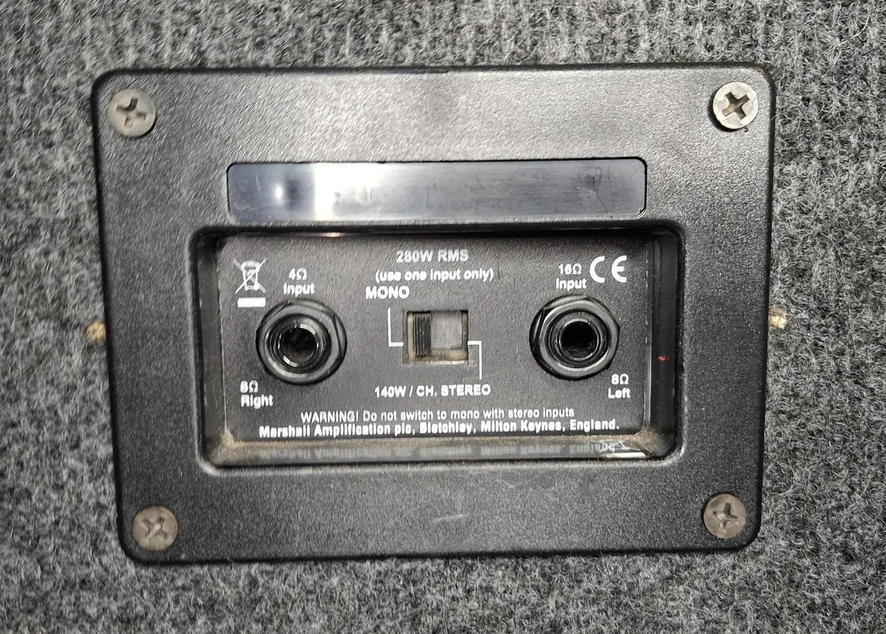 HomeMade 2x12 Cabinet (repro Celestion V30)