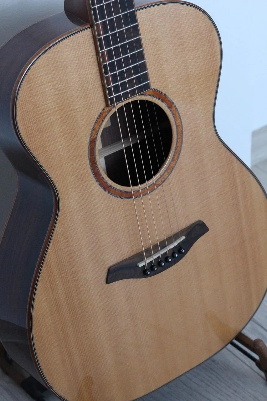 Furch Red Pure OM-SR