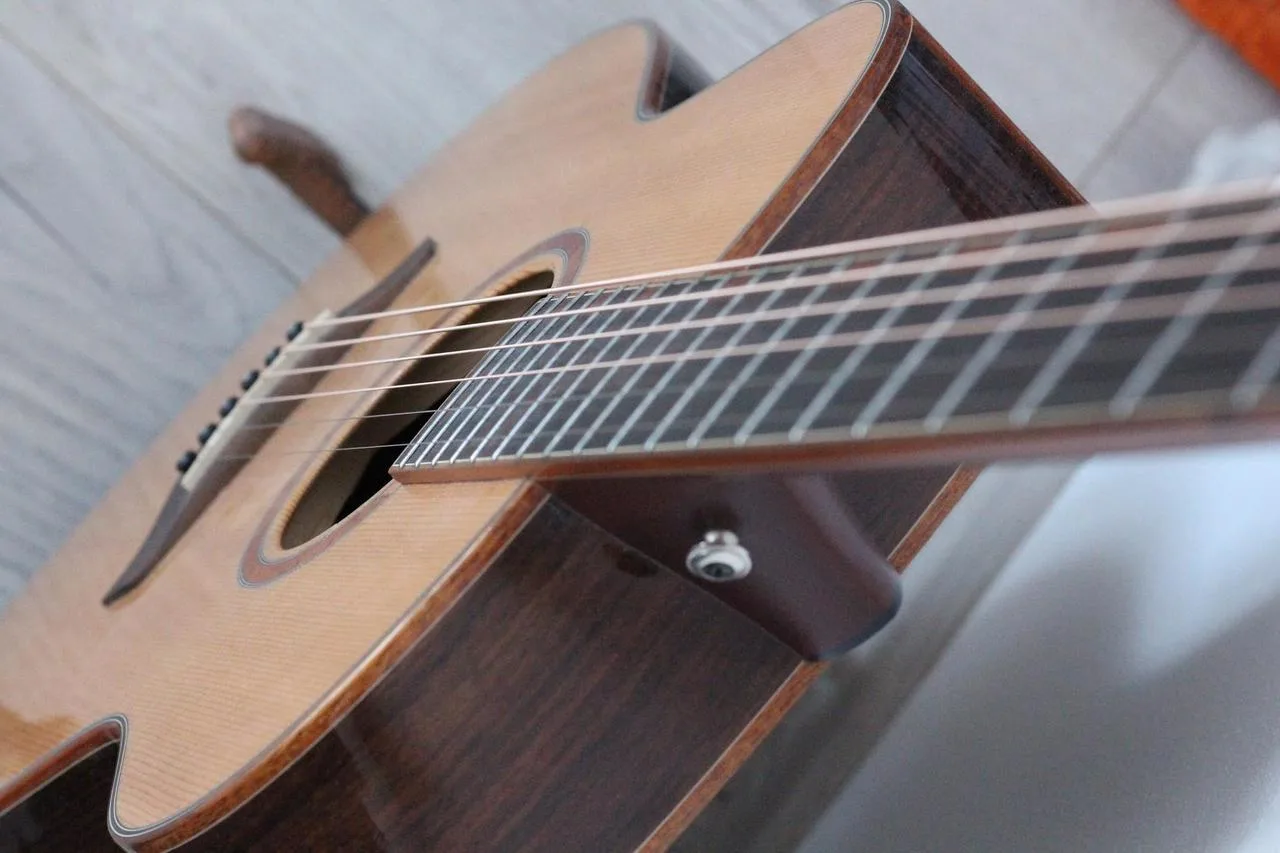 Furch Red Pure OM-SR