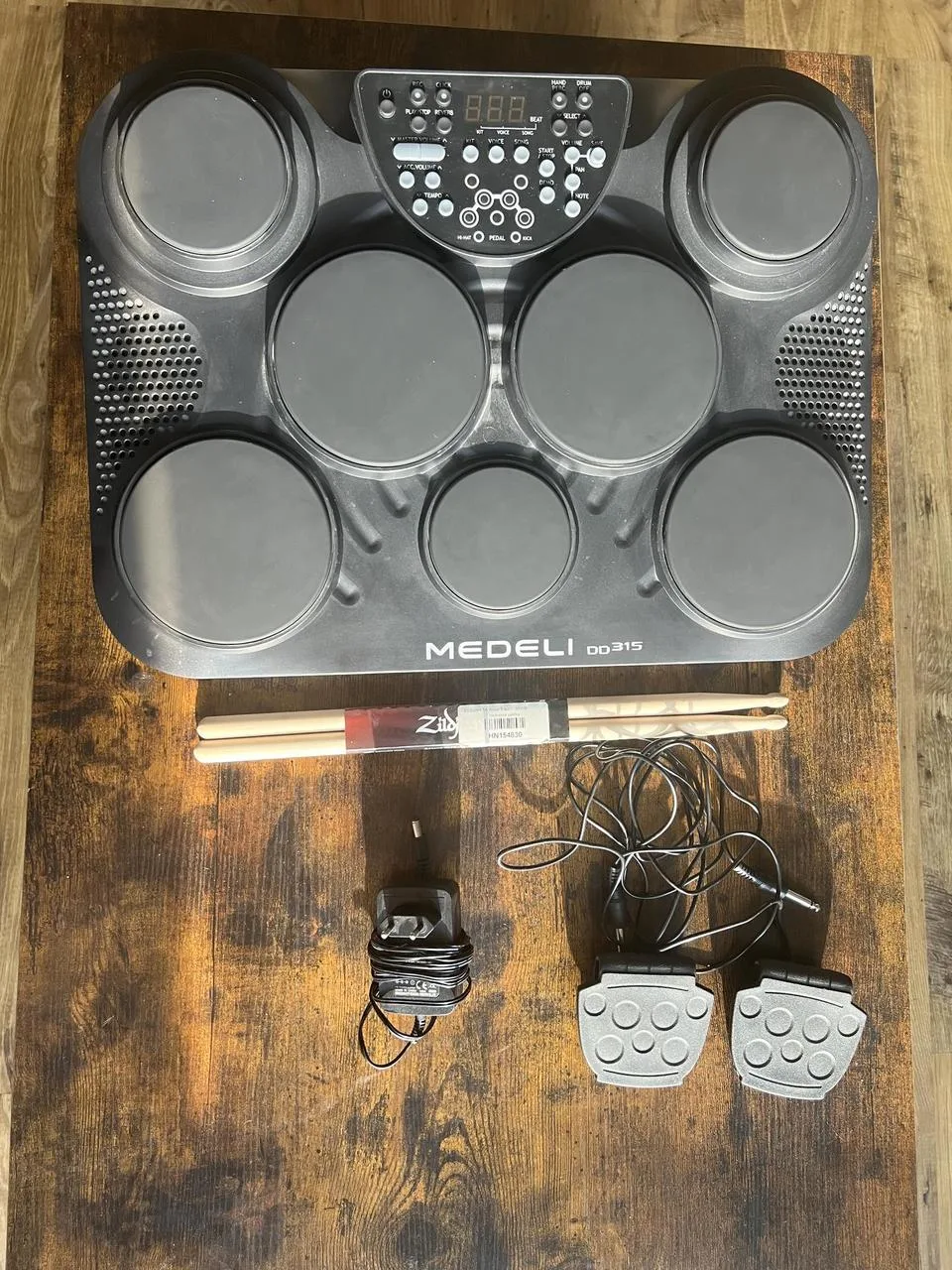 Medeli DD315