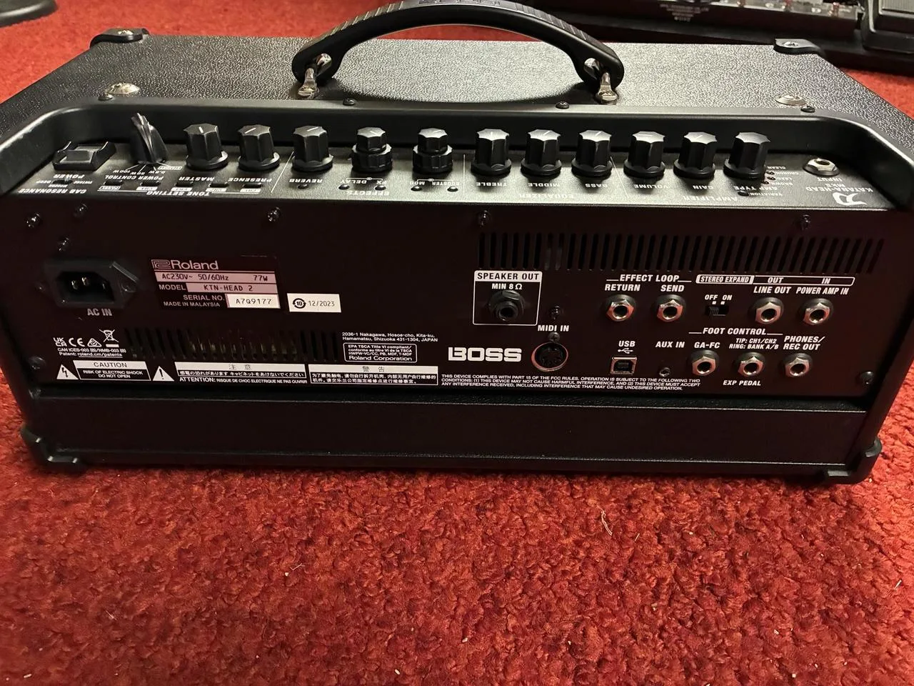 Boss Katana MKII + Footswitch Boss GA-FC