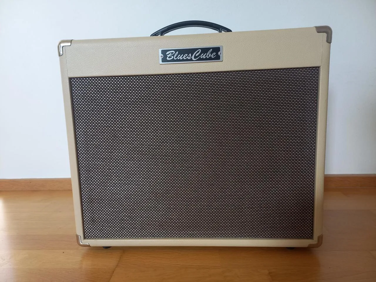 Kombo Roland Blues Cube Stage