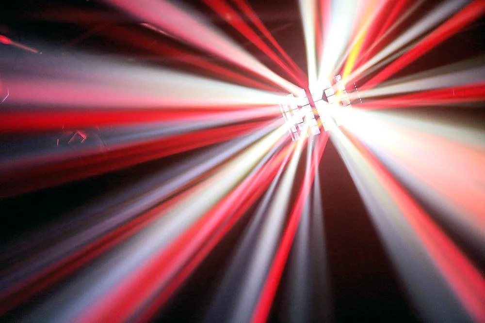 koupím nějaká párty LED světla nebo mlhostroj pro kapelu