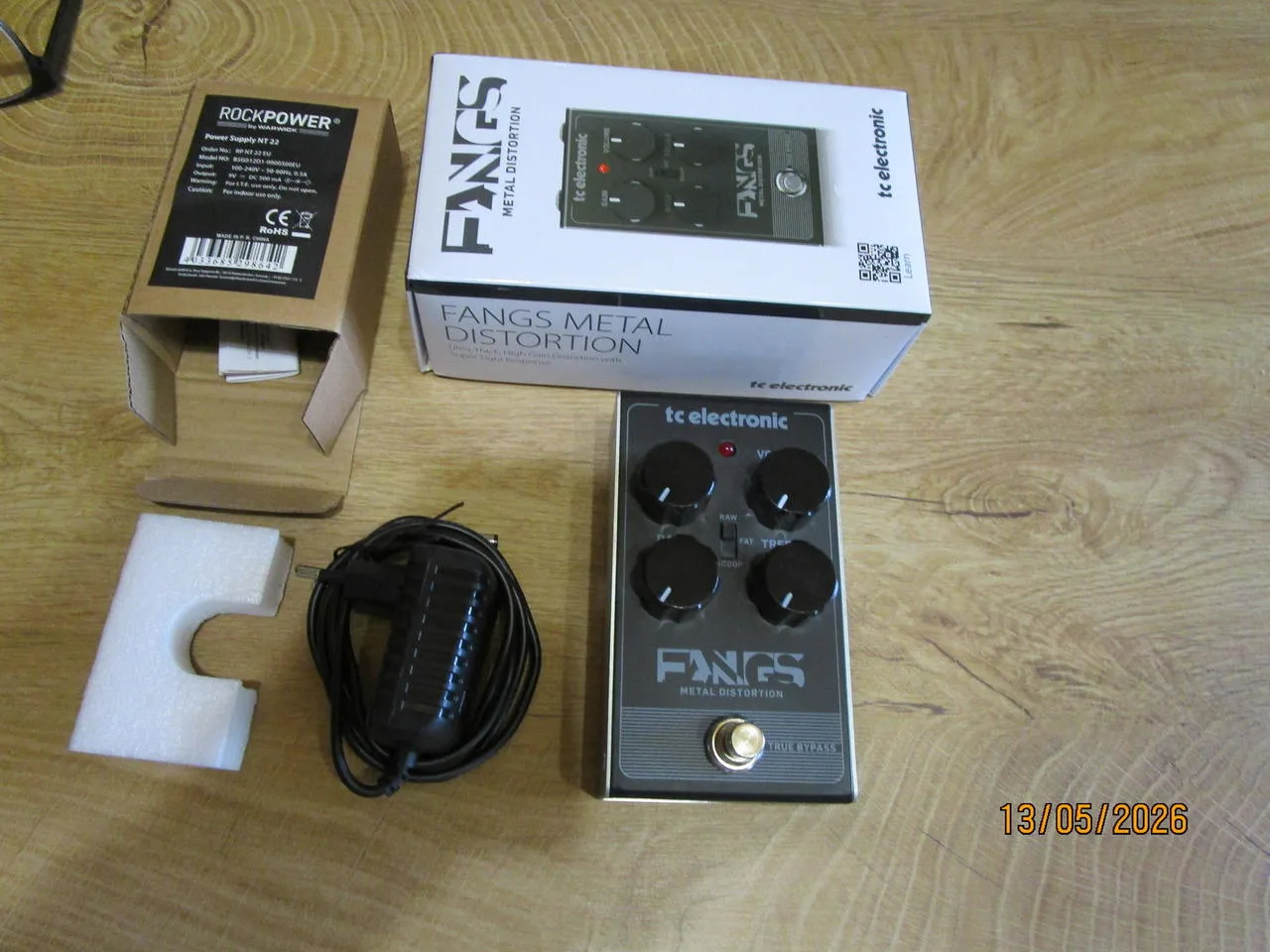 TC electronic Fangs Metal Distortion