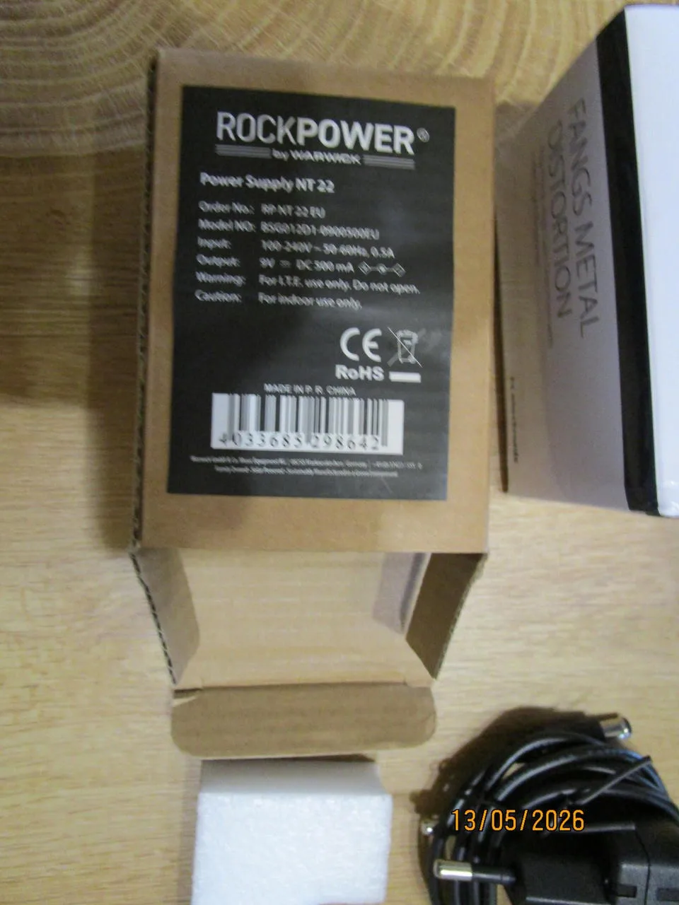 TC electronic Fangs Metal Distortion