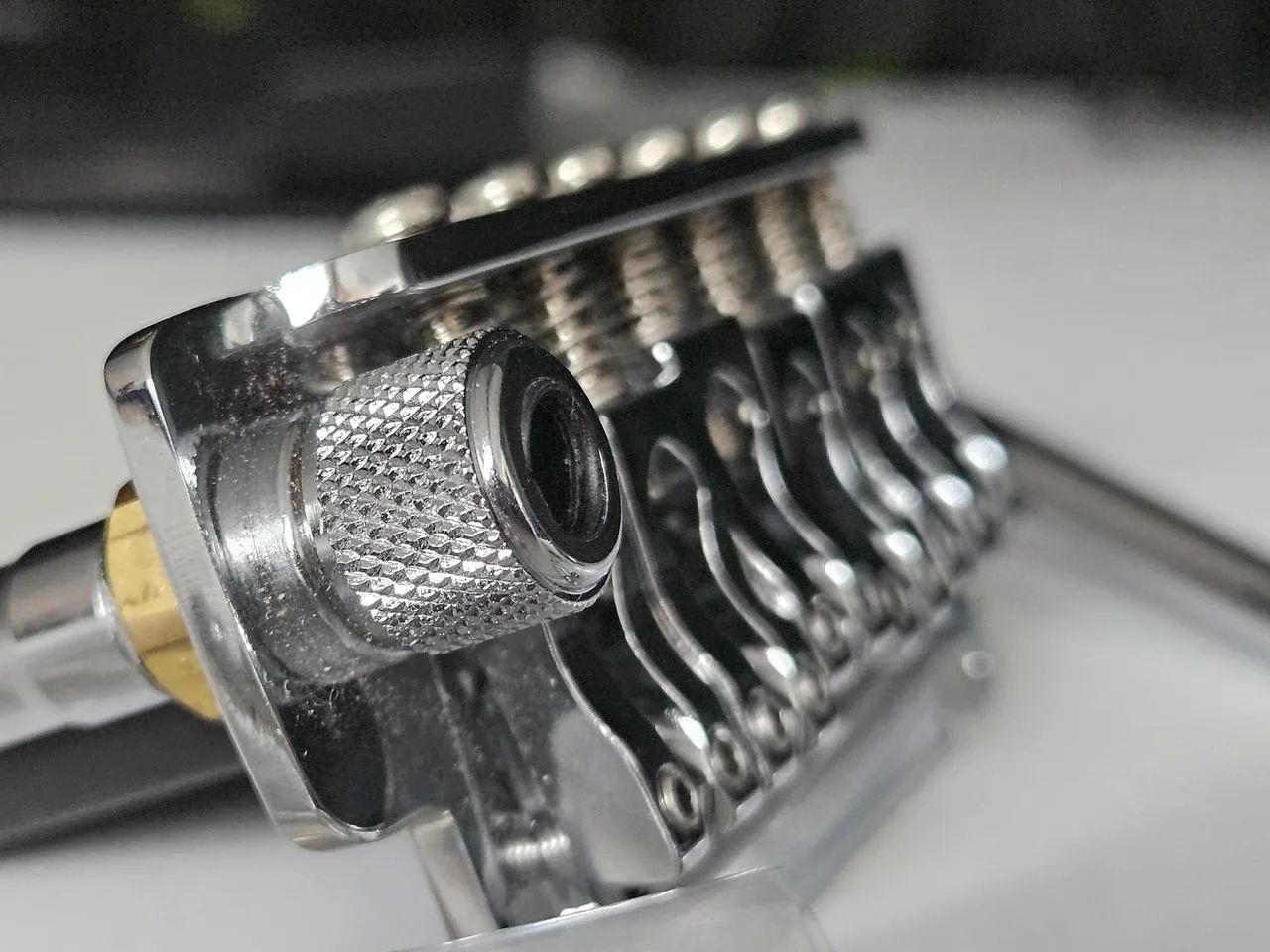 Tremolo Gotoh T1502