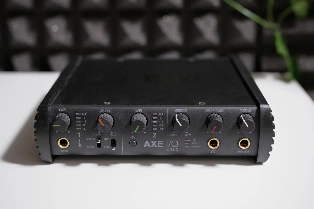 USB zvuková karta IK Multimedia AXE I/O SOLO