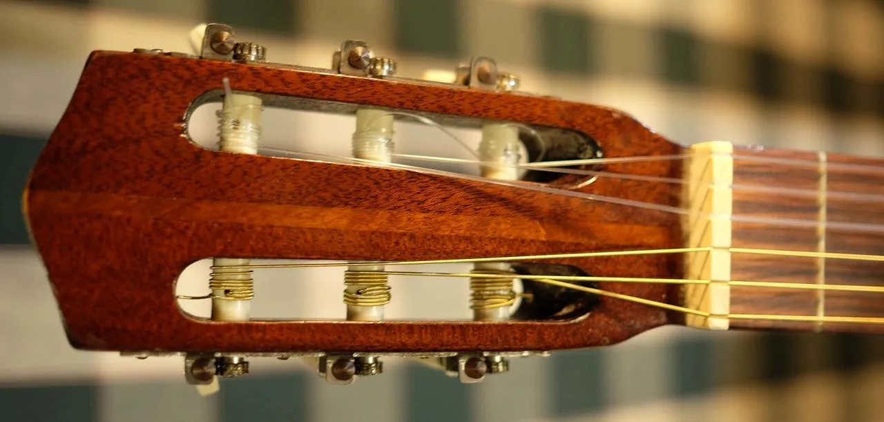 Otto SCHNEIDER - Classic Guitar