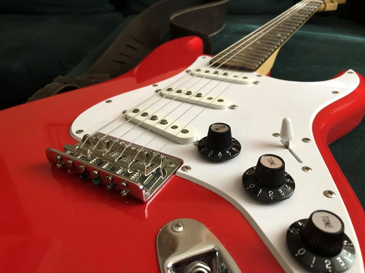 Squier Sonic Stratocaster Hardtail HT