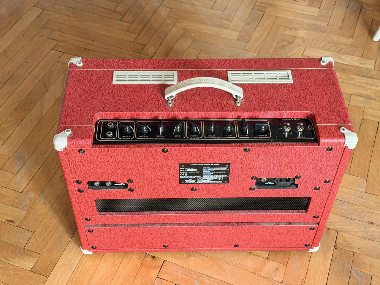 Vox AC15C1 RED LIMITED EDITION