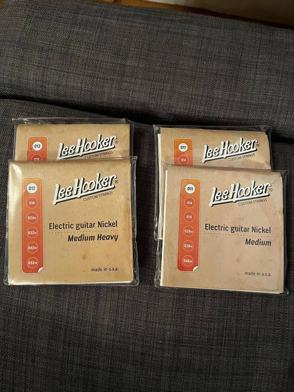 Nové struny pro elektrickou kytaru Lee Hooker