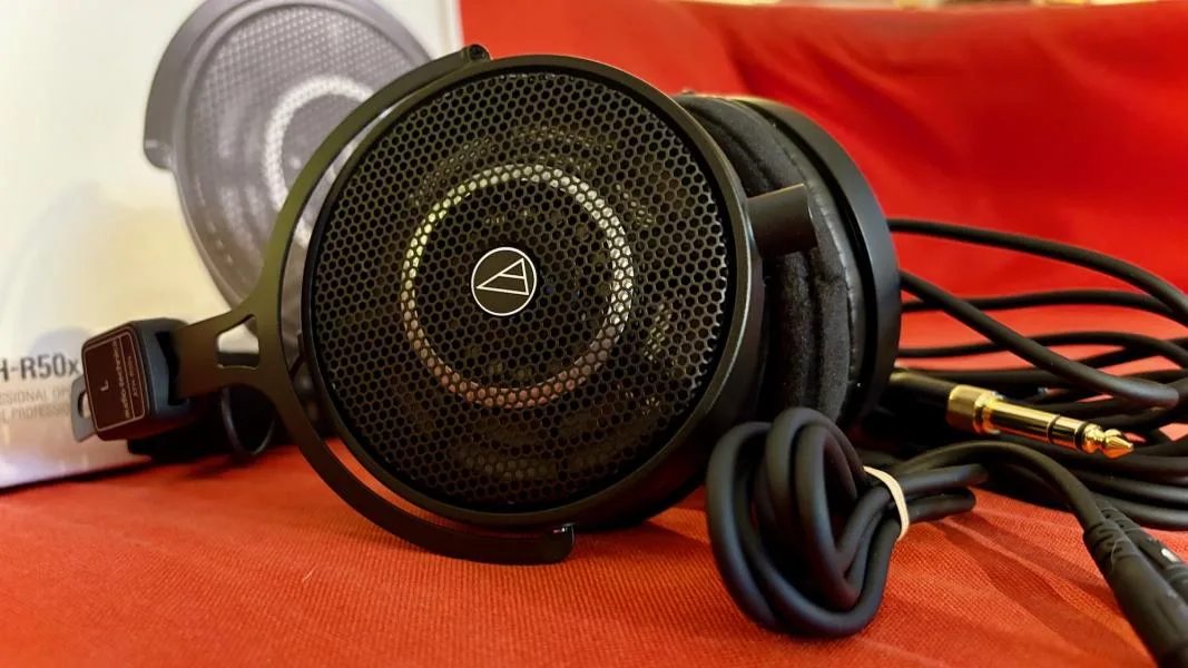 Audio-technica ATH-R50x - velmi šikovná, dostupná a pracovně spolehlivá