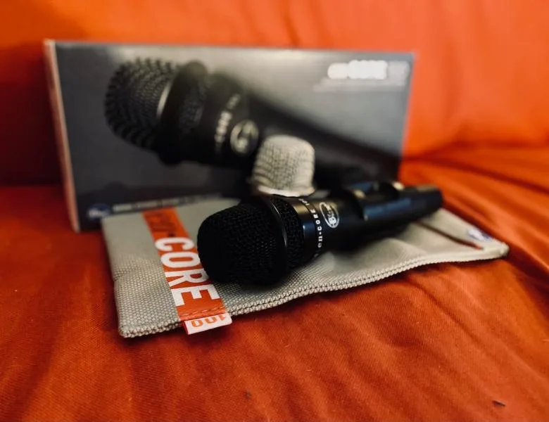 Blue enCore100 - velmi solidní a univerzální dynamik