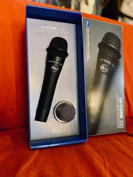 Blue enCore100 - velmi solidní a univerzální dynamik