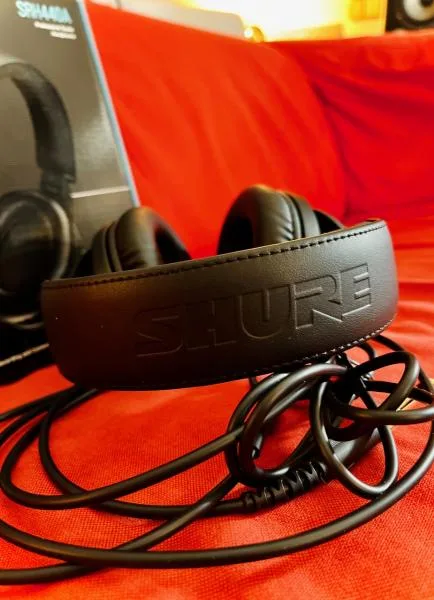 Shure SRH440A - sexy parťáci pro natáčení i mix