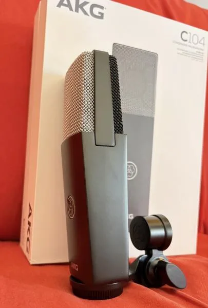 AKG C104 - kvalitní, čistý a univerzální