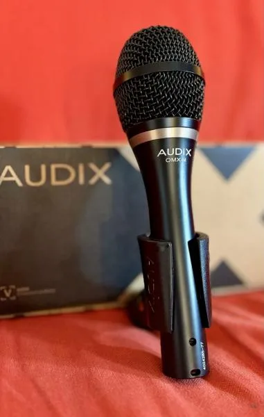 Audix OMX-M - zřetelný zpěv ze střední vzdálenosti