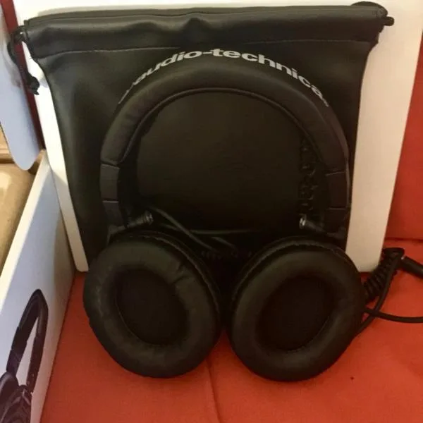 Jedny z nejoblíbenějších uzavřených sluchátek Audio-Technica ATH-M50X