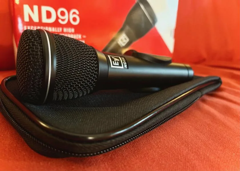 Electro-Voice ND96 - na hlučná pódia a s volitelnými středy