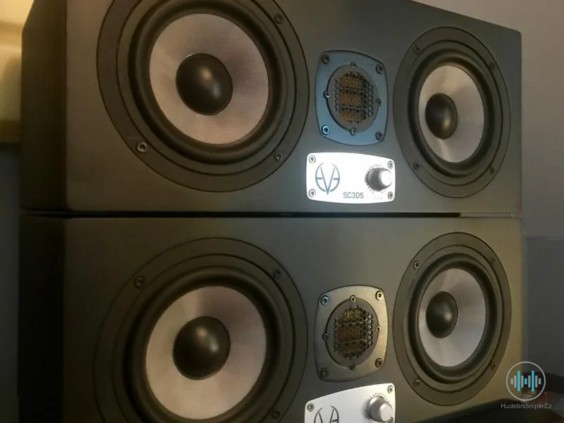 Studiové monitory EVE SC305