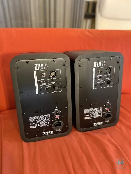 Tannoy Reveal 502 - Šikovné čisté příjemné monitory