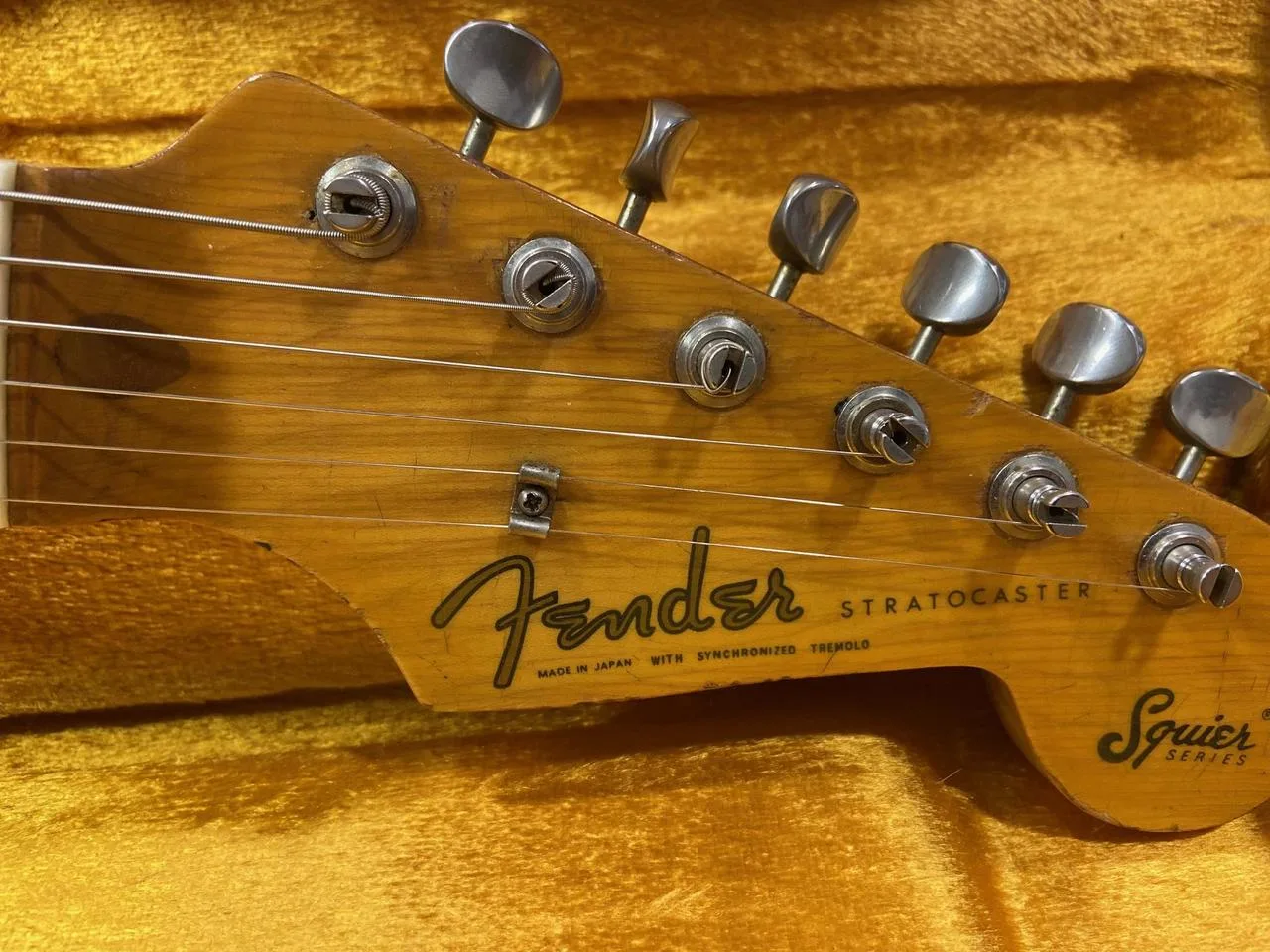 Fender Stratocaster JV57 1982 /video/