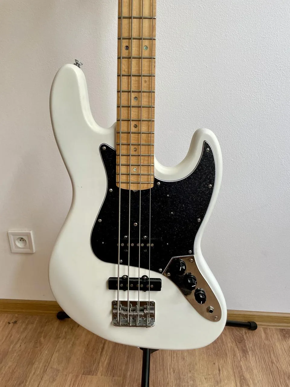 Fender JazzBass 4 str. - kopie