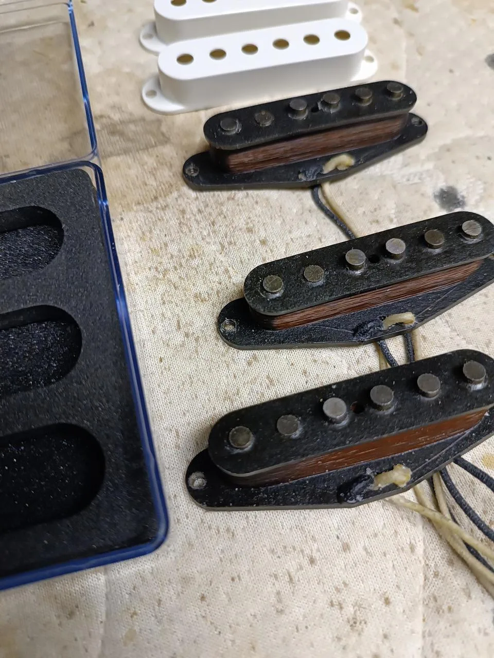 Fender stratocaster set AVRI 1986-8