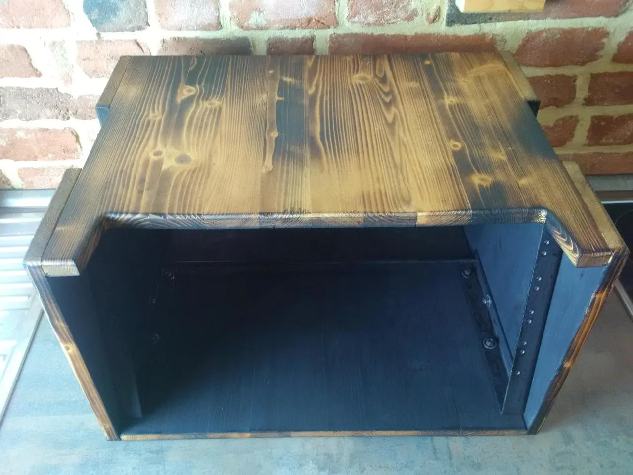 Dřevěný rack case o kapacitě 5U + 20x šroub