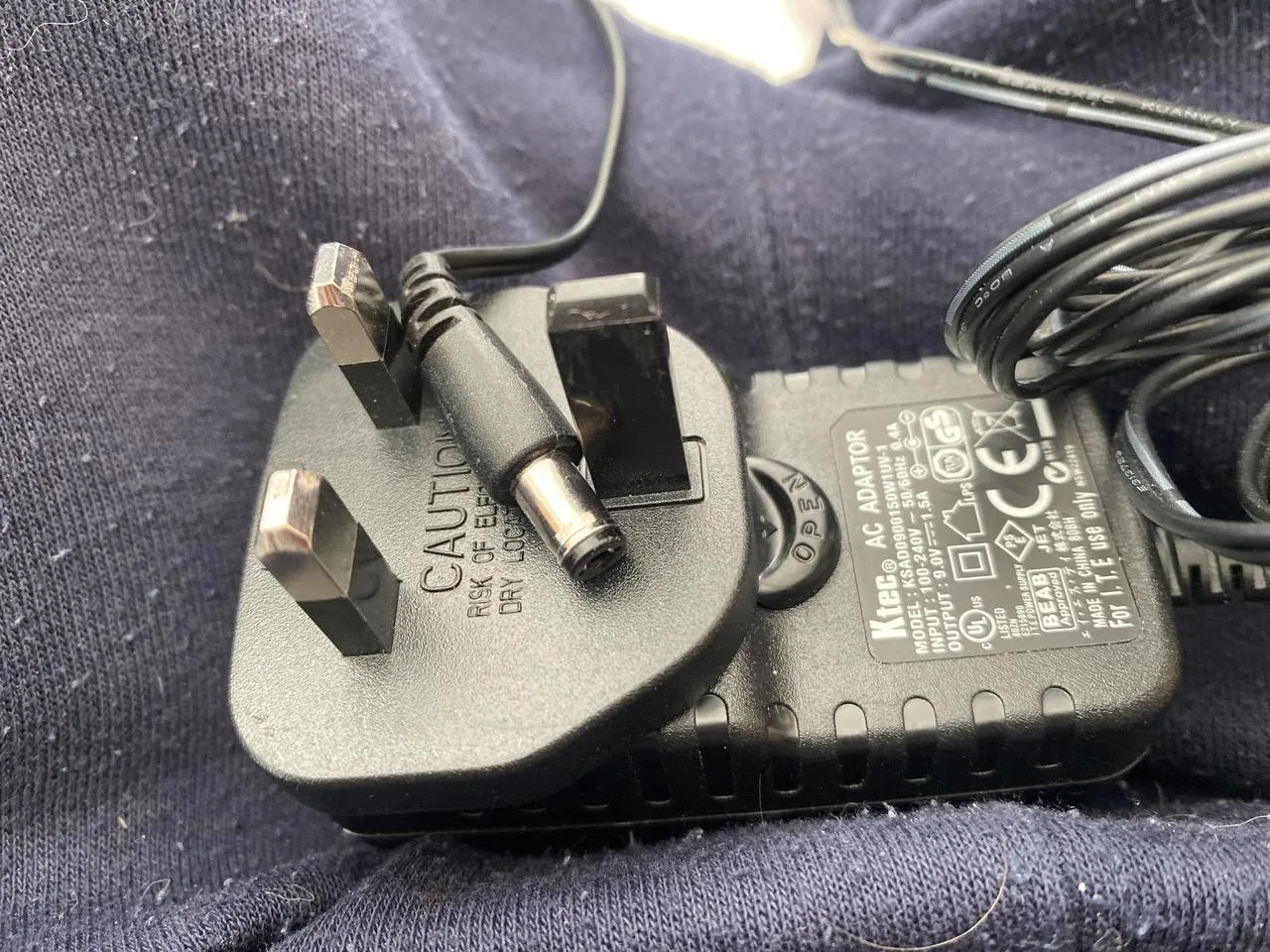 Napájení zdroj adapter pro vidlice z Británie