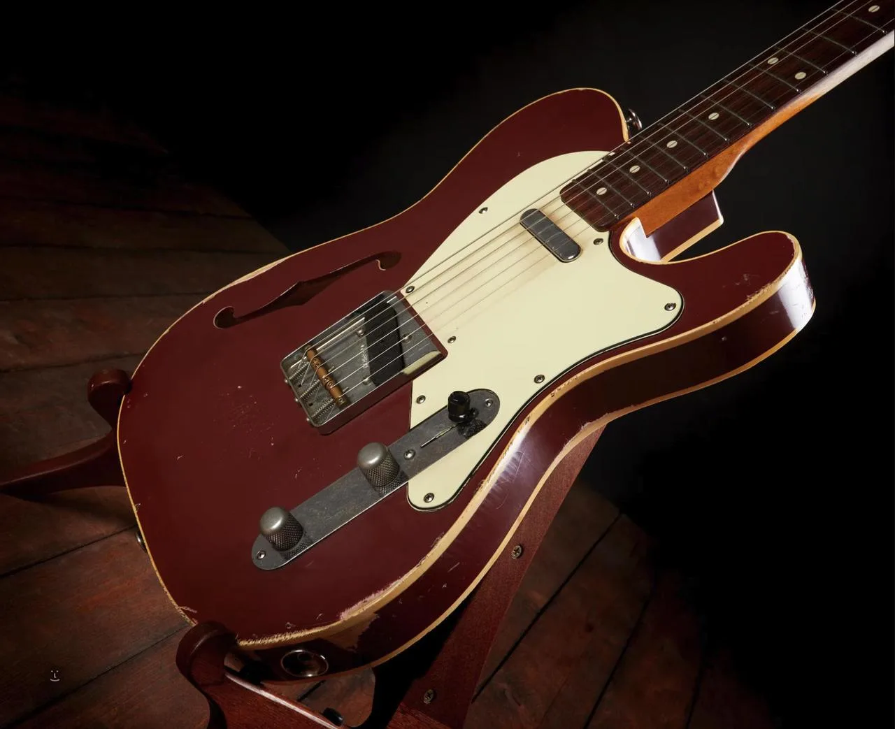 NOVÁ CENA: Vzácná rarita HAAR 2020 Trad-T Hollow Maroon Aged
