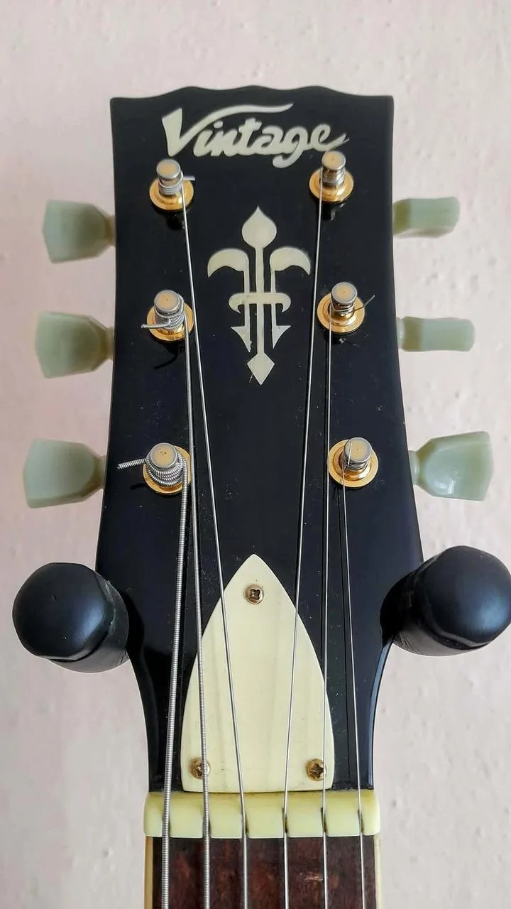 VINTAGE V100 BLK