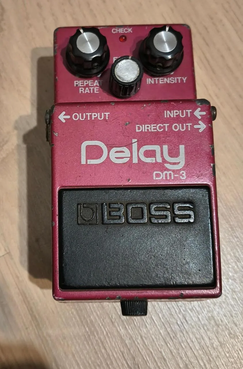 Boss DM-3 Delay Made in Japan 1986 (MIJ) s Green Label