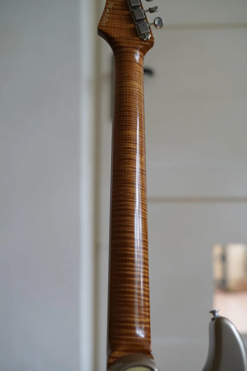 Patrick James Eggle 96 Custom Order - výměna možná
