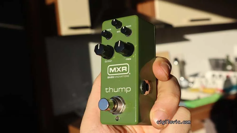 MXR M281 Thump Bass Preamp