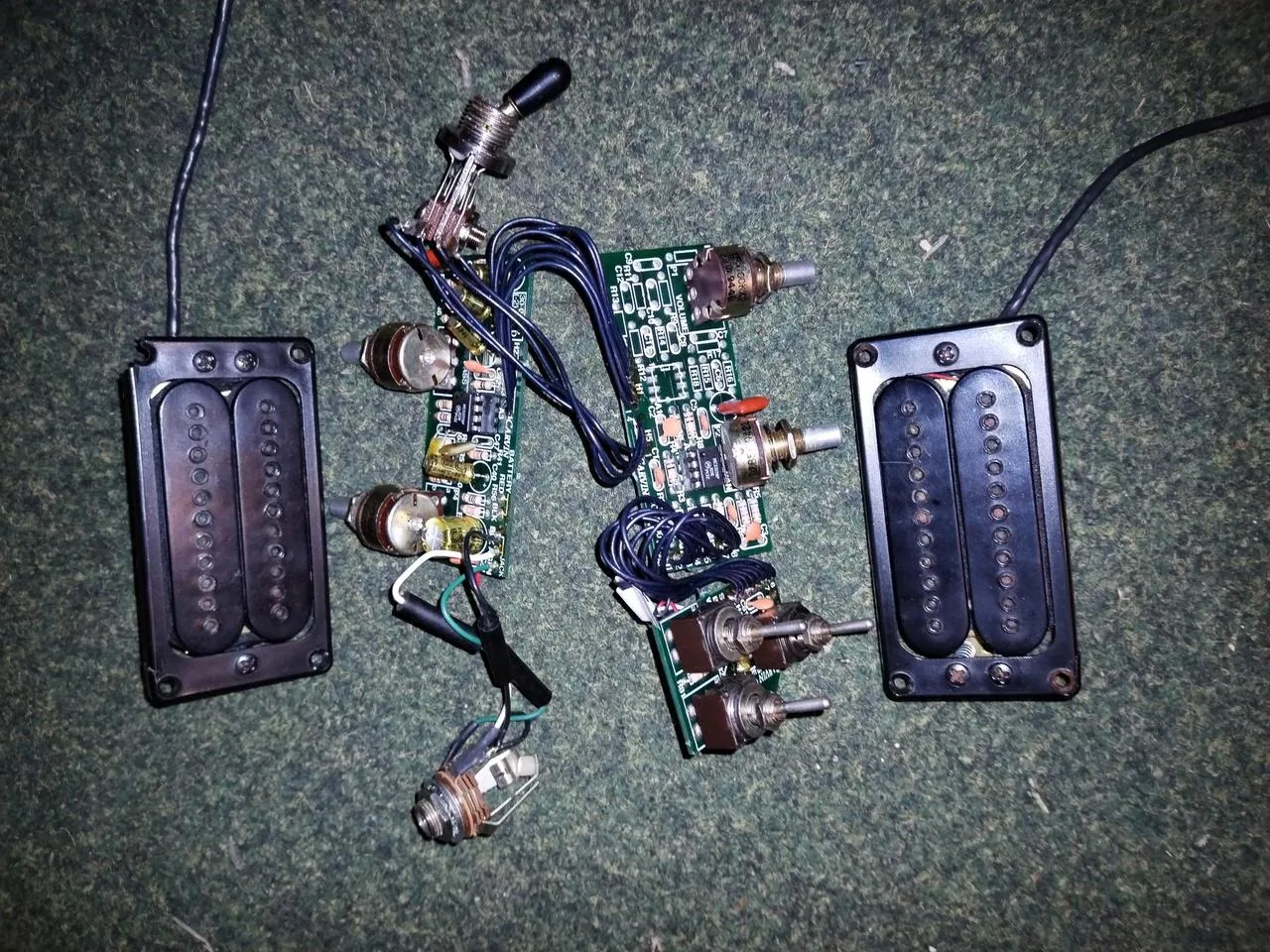 Aktivní elektronika Carvin