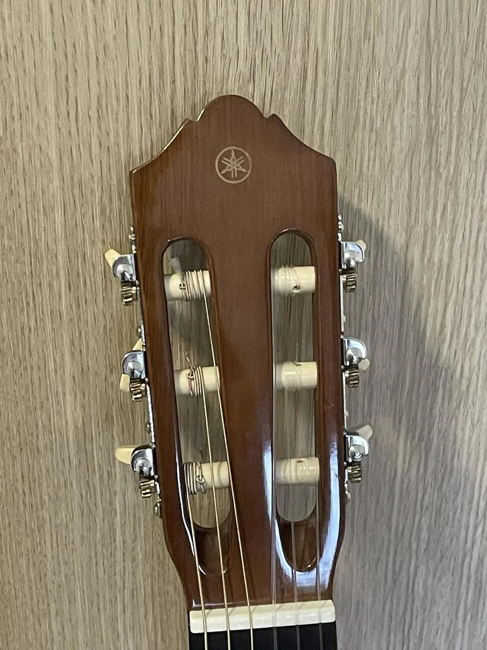 Acoustic Guitar Yamaha C40
