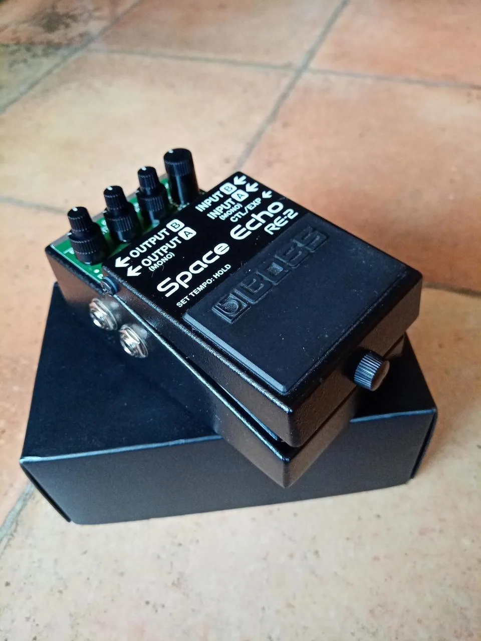 BOSS Space Echo RE - 2.