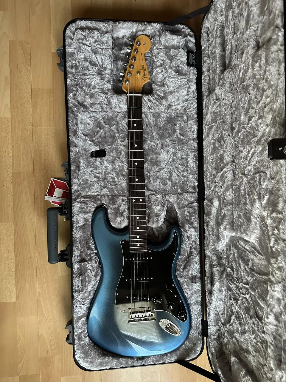 Fender American Professional II Dark Night