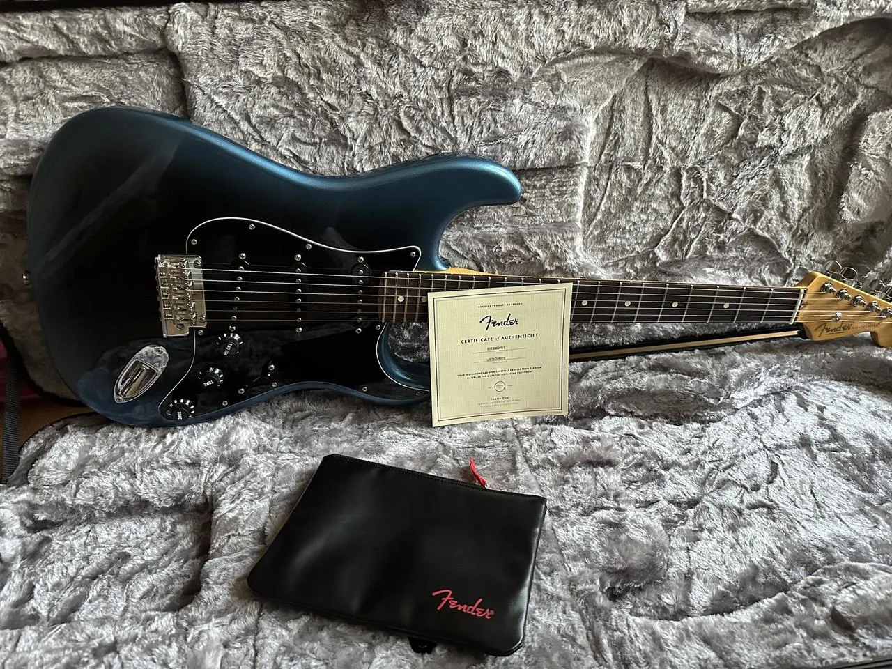 Fender American Professional II Dark Night
