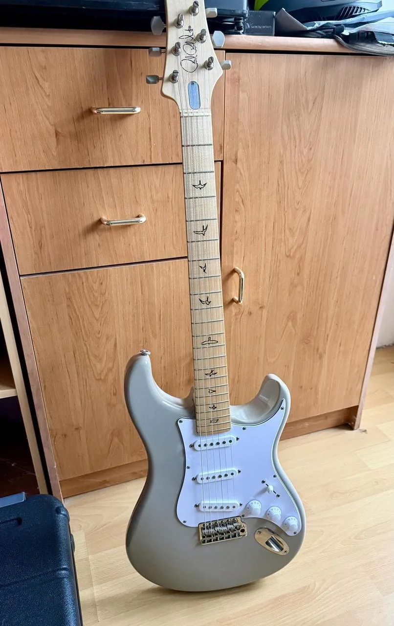 PRS Silver Sky Moc sand