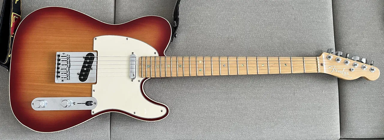 Fender Telecaster American Deluxe Cherry