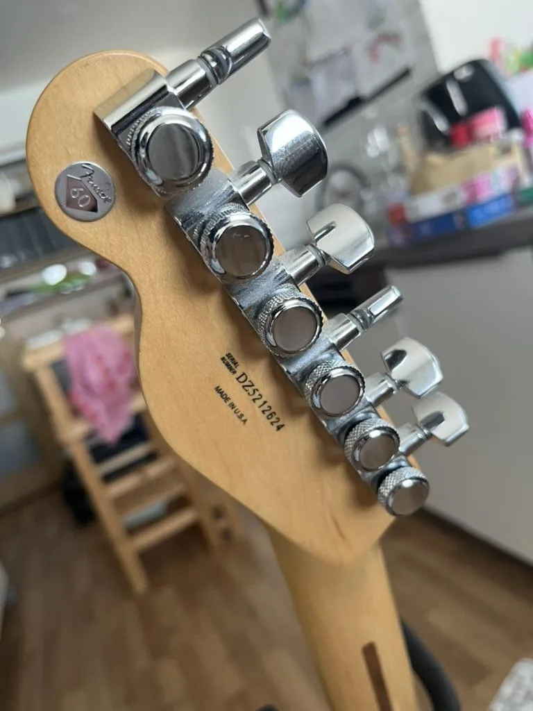Fender Telecaster American Deluxe Cherry