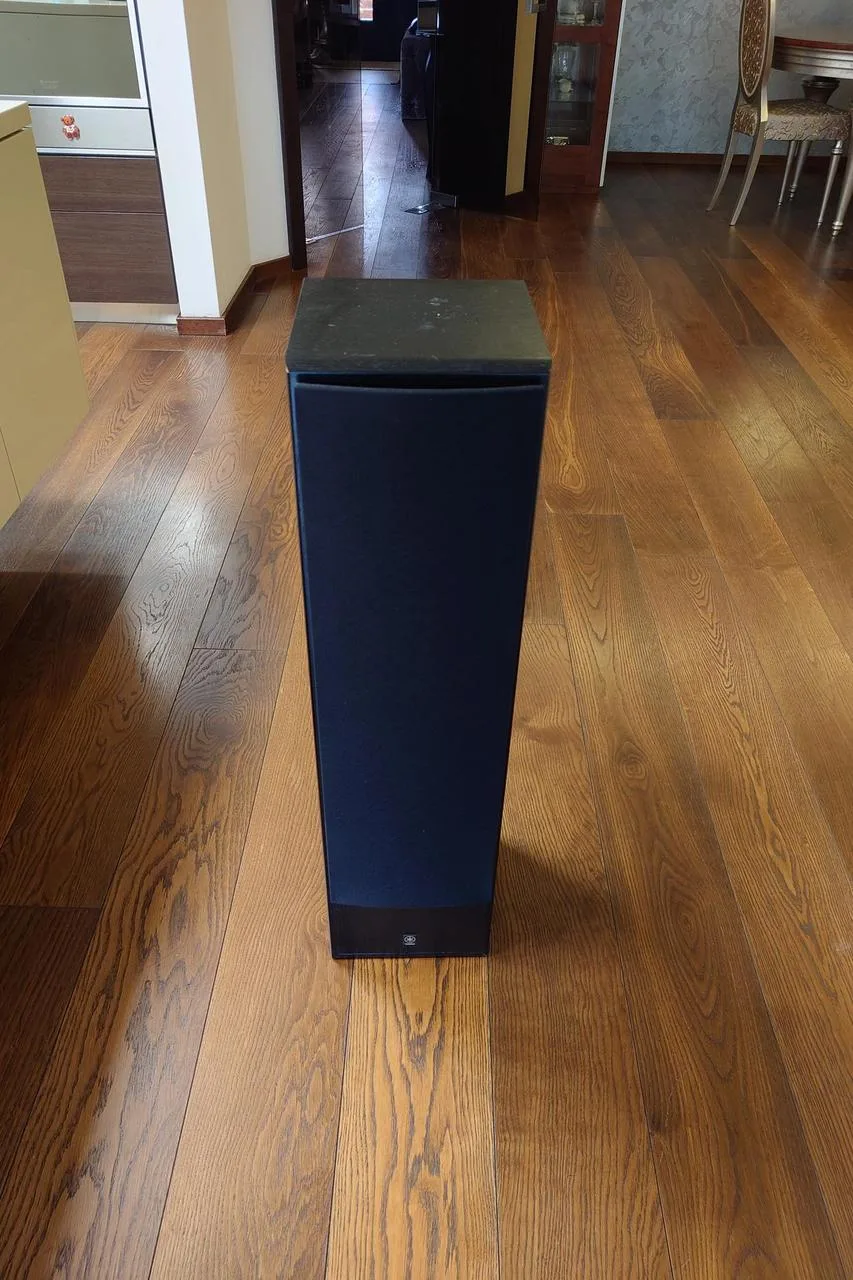 Yamaha NS-50F sloupové Hi-Fi reproduktory (pár)