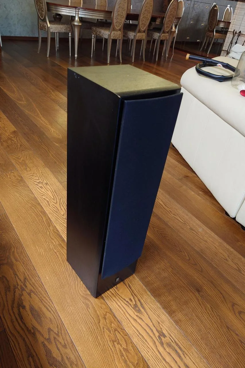 Yamaha NS-50F sloupové Hi-Fi reproduktory (pár)