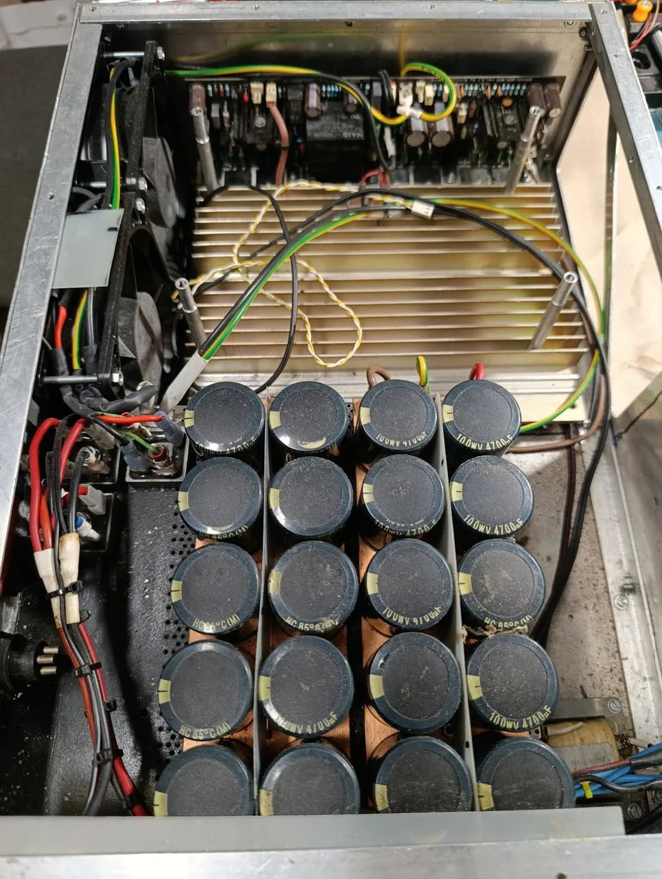 Rozestavěný zesilovač Aldax SPD 400 - 2x 400W