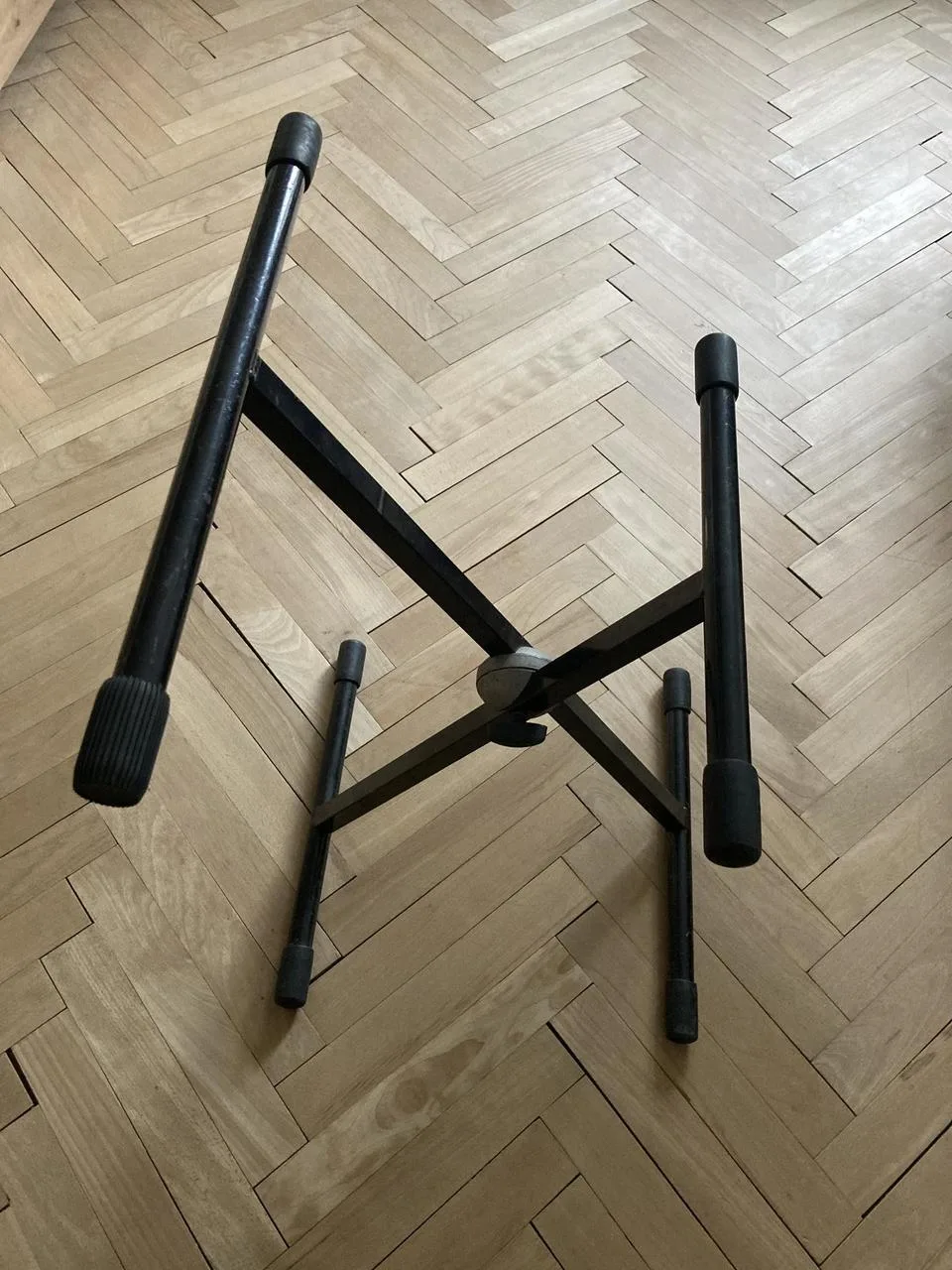 Stojan na kombo