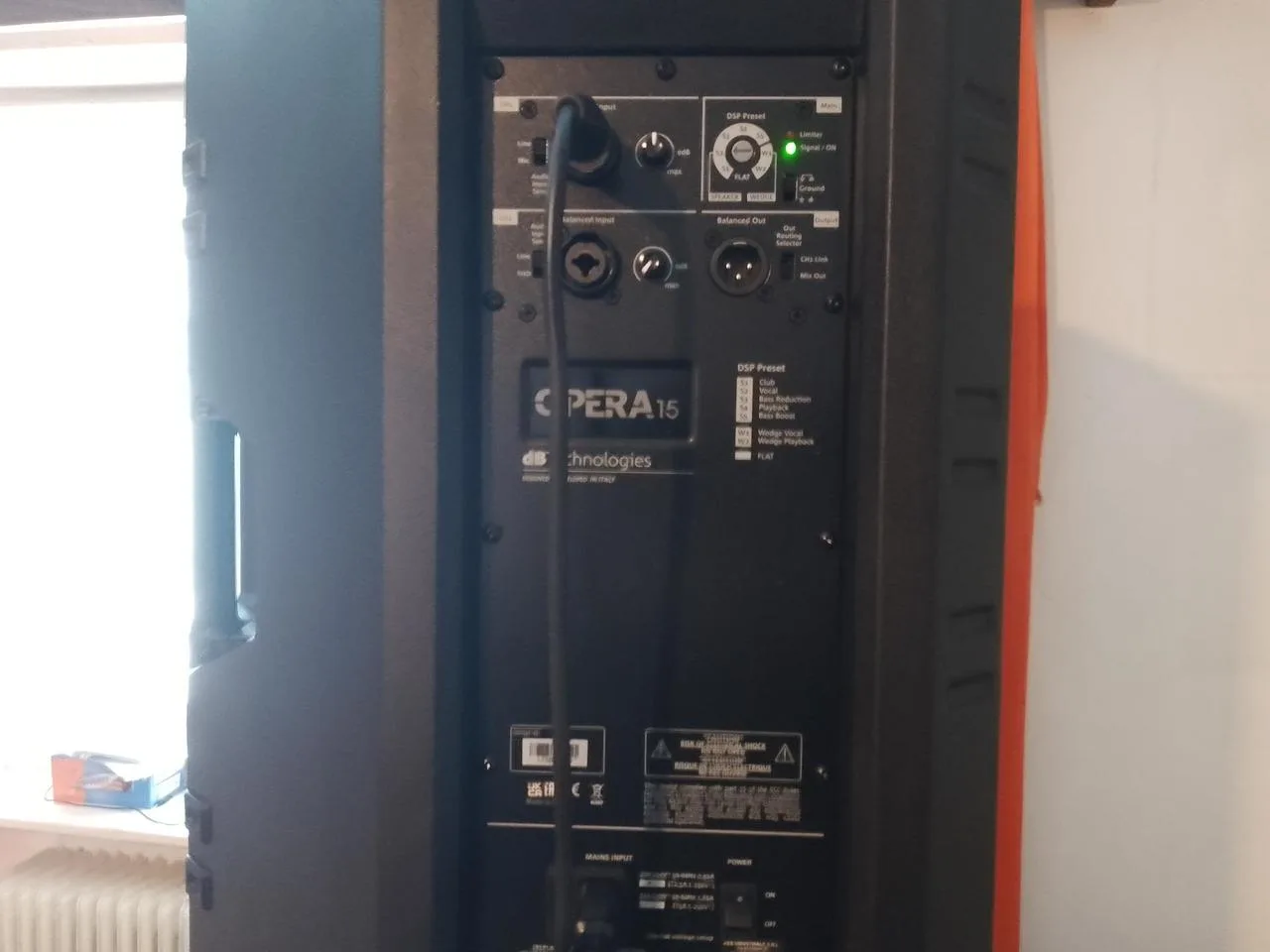 Prodám aktivní reprobox db technologies